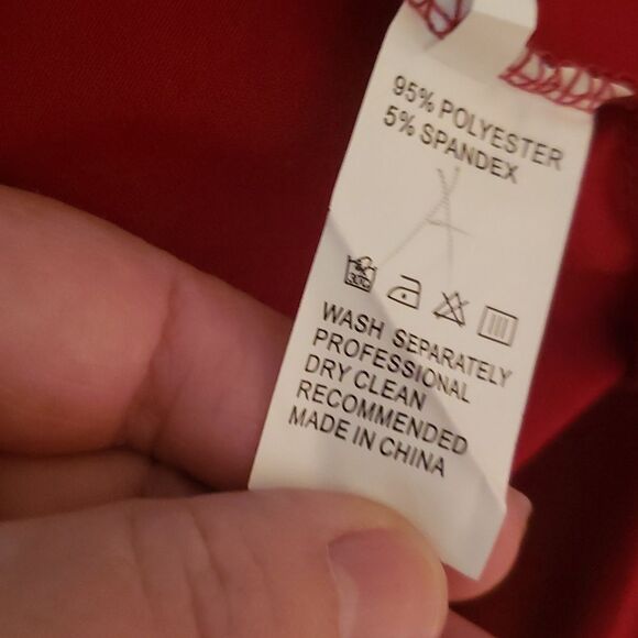 Pretty Maroon Flowy Top with Contrast Floral Sleeves Sz XL - Picture 3 of 4